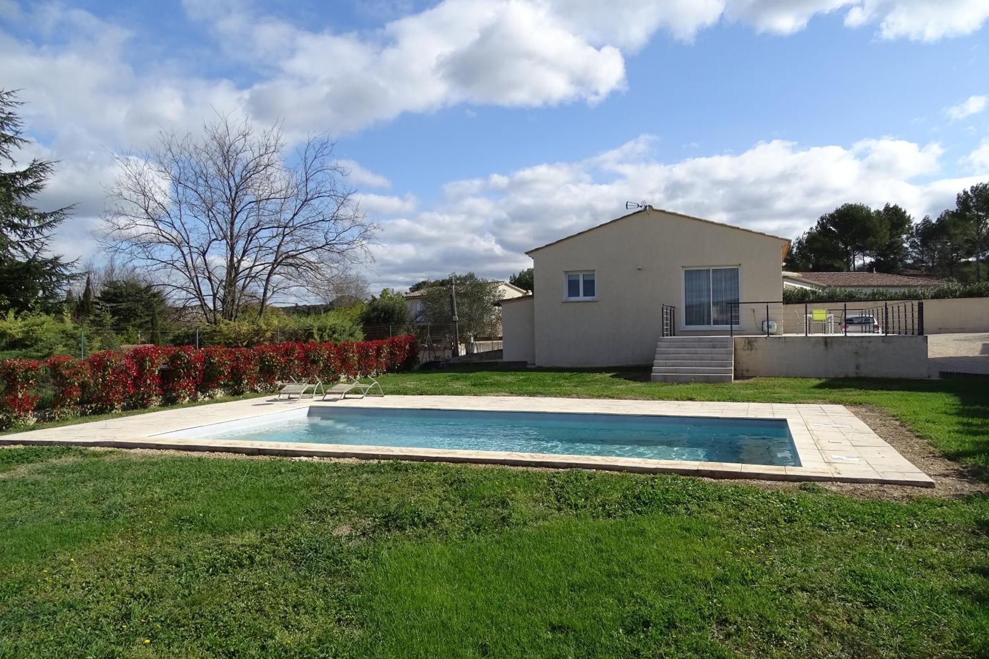 Villa Familiale Avec Piscine, Jardin A 10 Mn D'Uzes Flaux Exterior photo